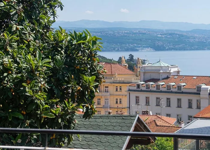 Сasa de vacaciones House Mima Opatija
